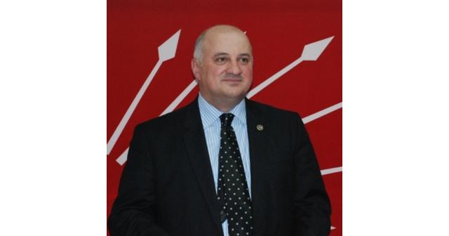 Uğur Bayraktutan kimdir? Uğur Bayraktutan kimdir?