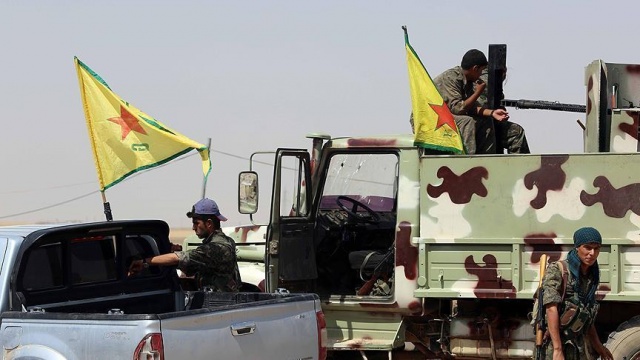 YPG/PKK, Rakka'daki işgaline karşı çıkan grubu kuşattı