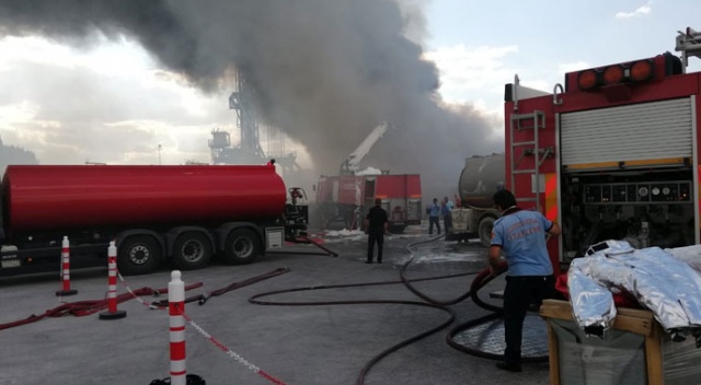 Ankara&#039;da fabrika yangını