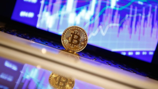 Bilgisayar ve telefonlar için kripto para uyarısı Bilgisayar ve telefonlar için kripto para uyarısı