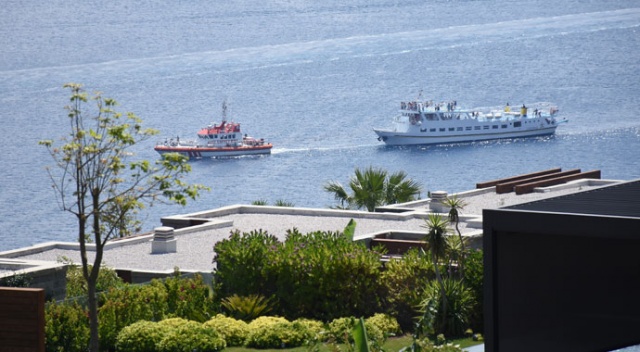 Ege&#039;de arızalanan Yunan feribotu Bodrum&#039;a çekildi