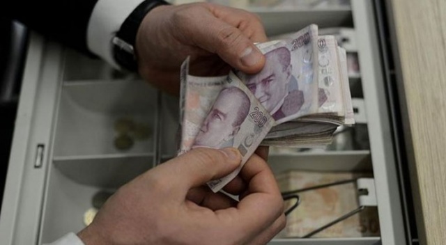 Emekliye 210 lira yeni zam