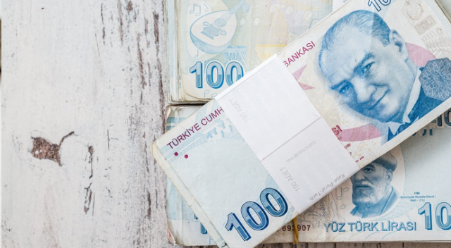 Emekliye 355 TL zam yolu göründü Emekliye 355 TL zam yolu göründü
