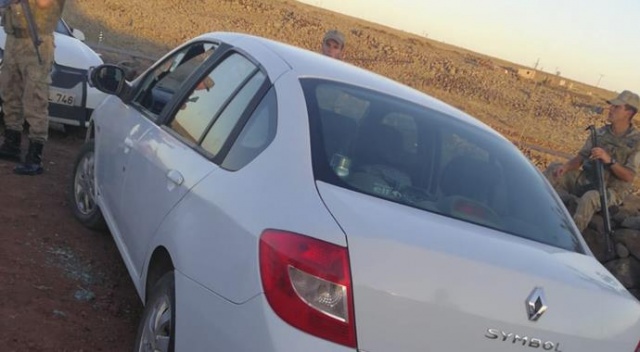 Facia! Bebeği otomobilde unuttular Facia! Bebeği otomobilde unuttular