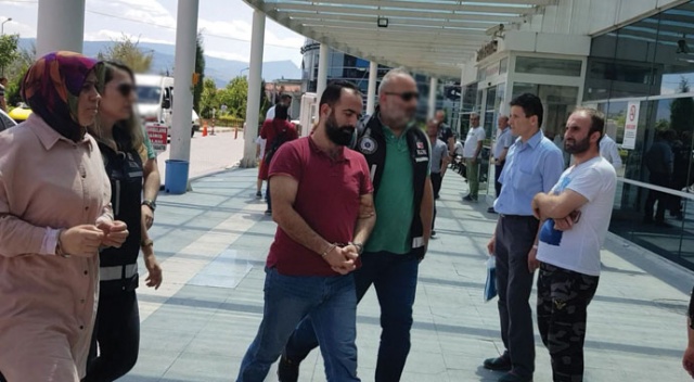 Karabük'te FETÖ zanlısı karı-koca öğretmen tutuklandı Karabük'te FETÖ zanlısı karı-koca öğretmen tutuklandı