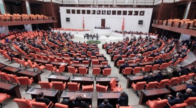 TBMM Genel Kurulunda gerginlik TBMM Genel Kurulunda gerginlik