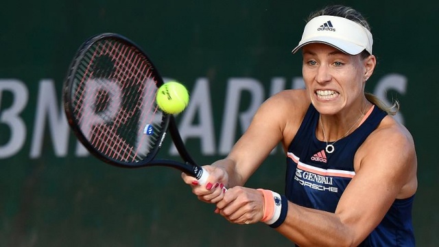 Wimbledon&#039;da şampiyon Kerber