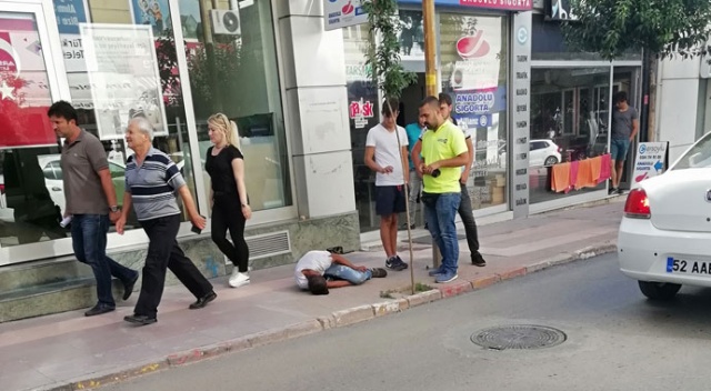 Edirne'de bonzai kullanan gencin içler acısı hali Edirne'de bonzai kullanan gencin içler acısı hali