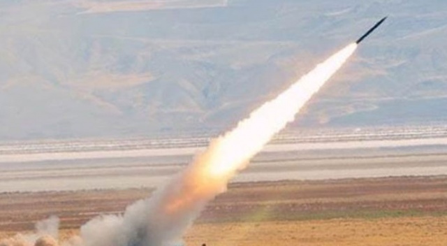Husilerden Suudi Arabistan'a füze saldırısı Husilerden Suudi Arabistan'a füze saldırısı