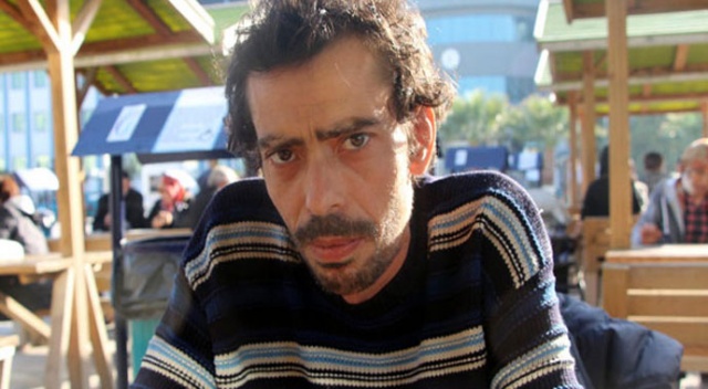 Kanser hastası acil tıp uzmanı hastane bahçesinde ölü bulundu Kanser hastası acil tıp uzmanı hastane bahçesinde ölü bulundu