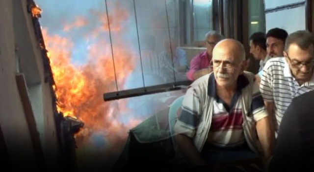 Mahalle ayağa kalktı! Onların umrunda bile olmadı... Mahalle ayağa kalktı! Onların umrunda bile olmadı...