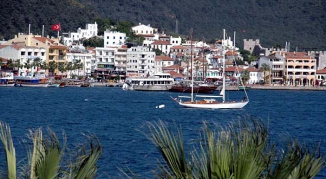 Marmarisli turizmcilerden &#039;rezervasyonsuz gelmeyin&#039; uyarısı