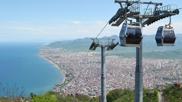 Ordu'daki teleferik 9 günde 100 bin yolcu taşıdı Ordu'daki teleferik 9 günde 100 bin yolcu taşıdı