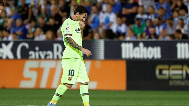 Barcelona ilk yenilgisini aldı Barcelona ilk yenilgisini aldı