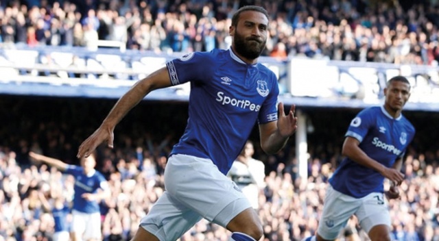 Cenk Tosun siftah yaptı Everton kazandı Cenk Tosun siftah yaptı Everton kazandı