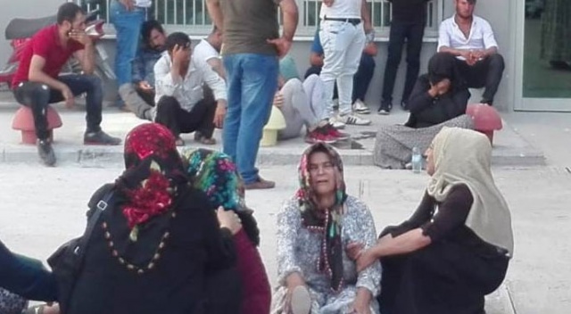 Düğünde açılan ateşle hayatını kaybetti Düğünde açılan ateşle hayatını kaybetti