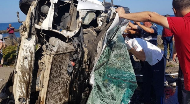 Giresun Tirebolu'da trafik kazası: 3 ölü, 1 ağır yaralı Giresun Tirebolu'da trafik kazası: 3 ölü, 1 ağır yaralı