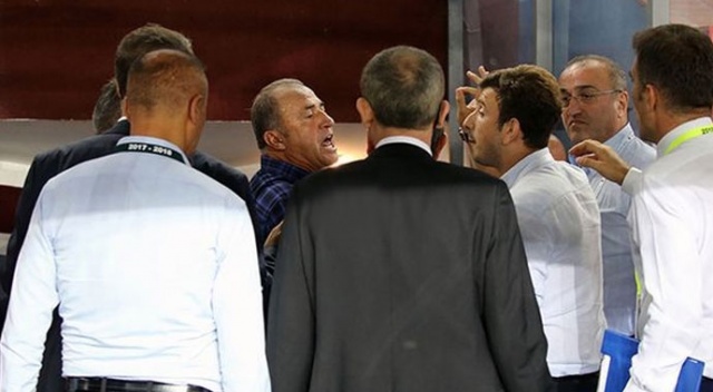 Hasan Şaş taraftarlarla kavga etti