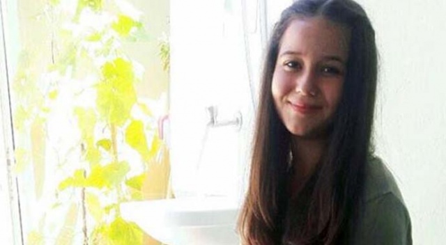 İzmir'de lise öğrencisinden 2 gündür haber alınamıyor İzmir'de lise öğrencisinden 2 gündür haber alınamıyor