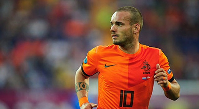 Sneijder milli takıma veda etti Sneijder milli takıma veda etti