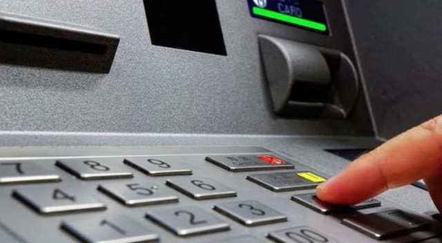 ATM'lere bu düzeneği yerleştirip... Sakarya'da yakalandı ATM'lere bu düzeneği yerleştirip... Sakarya'da yakalandı