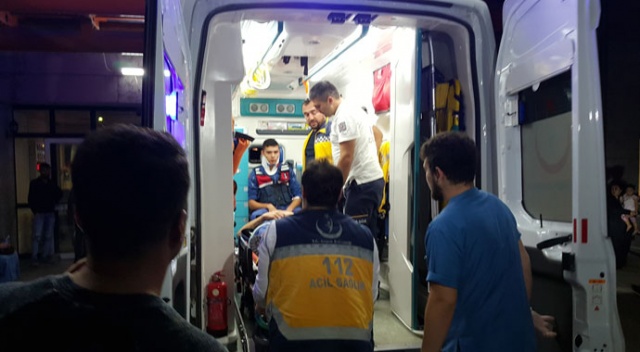 Düzce'de askerî araç devrildi: 4 askerimiz yaralı Düzce'de askerî araç devrildi: 4 askerimiz yaralı