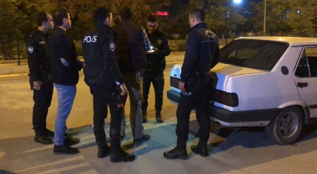 İki grup arasında bıçaklı kavga: 3 yaralı