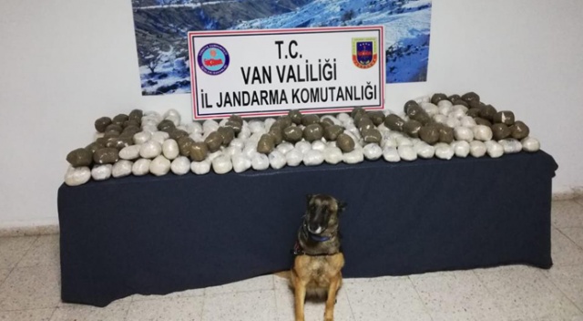 İran sınırında 122 kilo eroin ele geçirildi İran sınırında 122 kilo eroin ele geçirildi