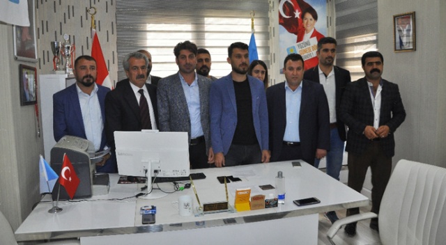 İYİ Parti’de istifa depremi! İYİ Parti’de istifa depremi!