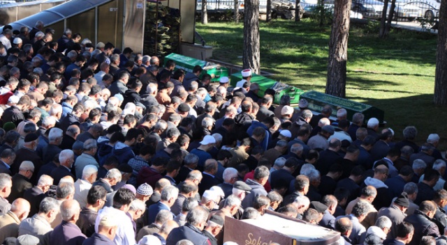 Kazada ölen baba ve 2 kızı toprağa verildi