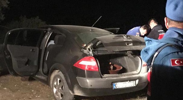 Otomobilde kafasından vurulmuş halde bulundu! Otomobilde kafasından vurulmuş halde bulundu!
