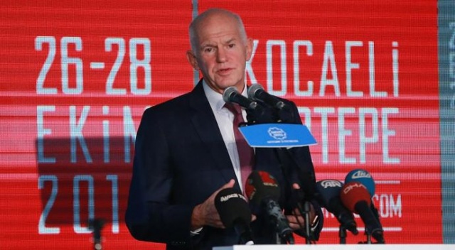 Papandreou: Türkiye hiçbir ülkenin yapmadığını yapıyor Papandreou: Türkiye hiçbir ülkenin yapmadığını yapıyor
