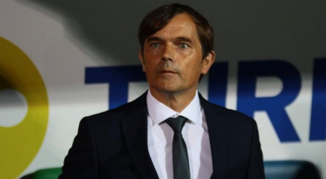 Phillip Cocu biletini kesti! Devre arası ayrılıyor Phillip Cocu biletini kesti! Devre arası ayrılıyor