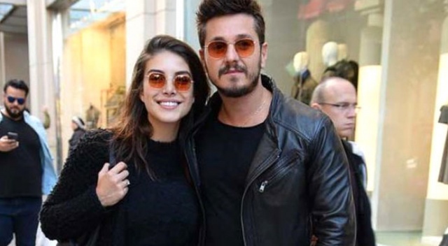 Söz dizisinin oyuncusu Deniz Baysal ve şarkıcı Barış Yurtçu, gelecek yaz evleniyor