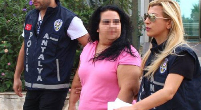 Tahlil sonucunu değiştirmek için para isteyen sekreter gözaltında Tahlil sonucunu değiştirmek için para isteyen sekreter gözaltında