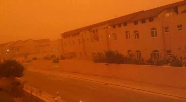Toz fırtınası bine yakın kişiyi hastanelik etti