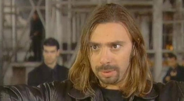 Yılan Hikayesi&#039;nin Kürşat&#039;ı Eşkıya Dünyaya Hükümdar Olmaz&#039;a transfer oldu