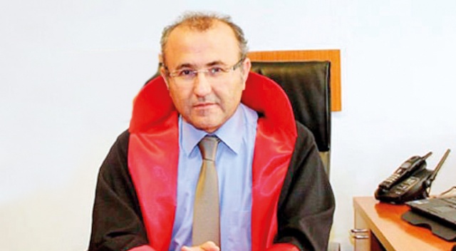 9 sanık için kırmızı bülten