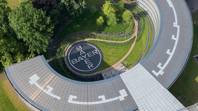 Alman devi 12 bin kişiyi işten çıkaracak Alman devi 12 bin kişiyi işten çıkaracak
