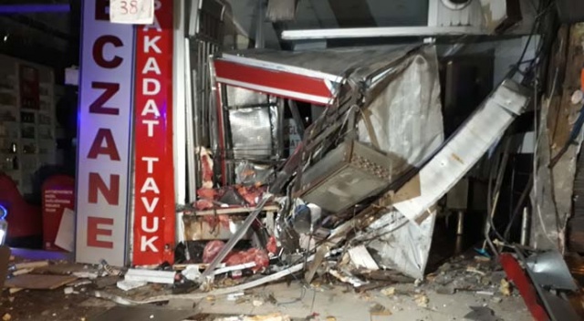 Ankara'da sabaha karşı 2 kaza birden Ankara'da sabaha karşı 2 kaza birden