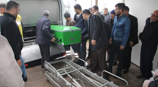 Damdan düşen vatandaş hayatını kaybetti Damdan düşen vatandaş hayatını kaybetti