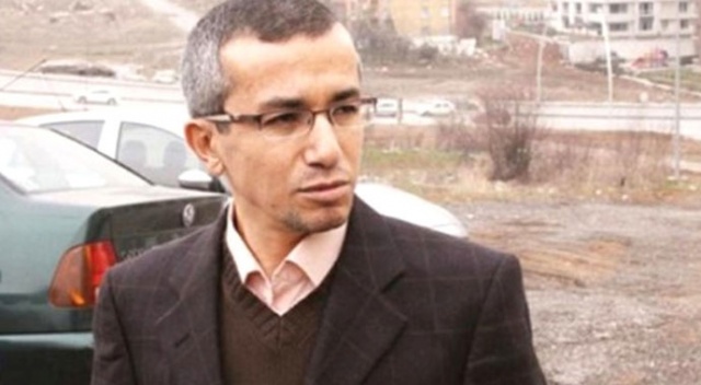 Eski savcı Ferhat Sarıkaya gözaltına alındı Eski savcı Ferhat Sarıkaya gözaltına alındı