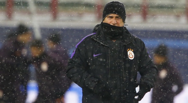 Fatih Terim&#039;den TFF&#039;ye olay gönderme: Bedel ödemeliler