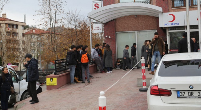Liseli öğrencilerin kavgası ölümle son buldu Liseli öğrencilerin kavgası ölümle son buldu