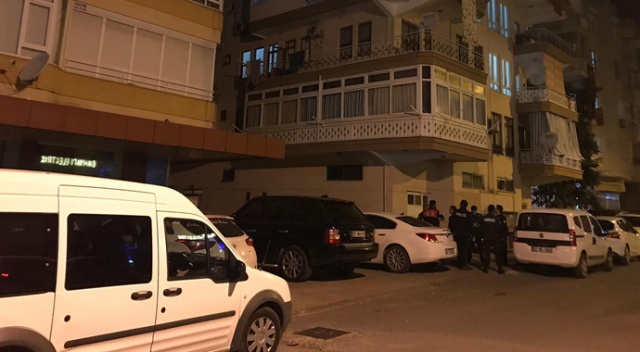 Tartıştığı 2 oğlunu da bacaklarından vurdu