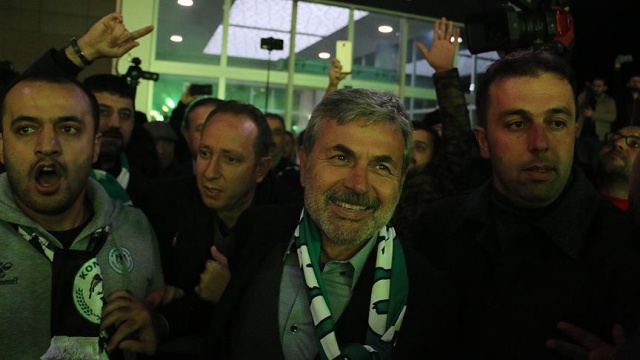 Teknik direktör Kocaman'a Konya'da coşkulu karşılama Teknik direktör Kocaman'a Konya'da coşkulu karşılama