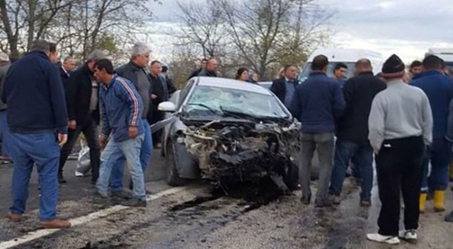 Adana’da trafik kazası: 1 ölü, 2 yaralı Adana’da trafik kazası: 1 ölü, 2 yaralı
