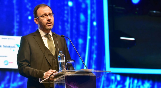 Bakan Kasapoğlu'ndan bağımlılıkla mücadelede 'birlik olma' vurgusu Bakan Kasapoğlu'ndan bağımlılıkla mücadelede 'birlik olma' vurgusu