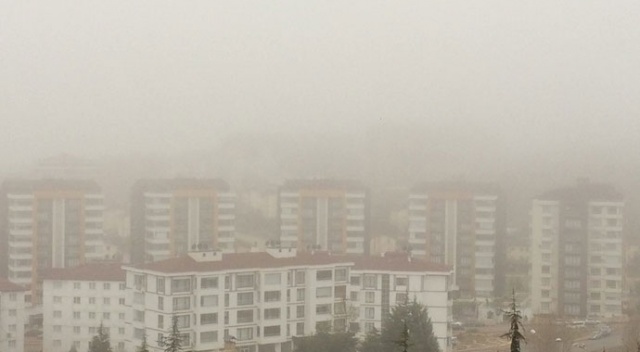 Elazığ'da sis etkili oluyor