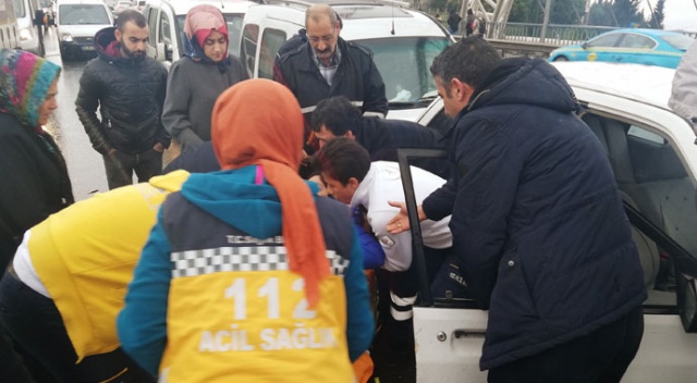 Esenyurt&#039;ta zincirleme kaza! Yaralanan hamile kadın hastaneye kaldırıldı